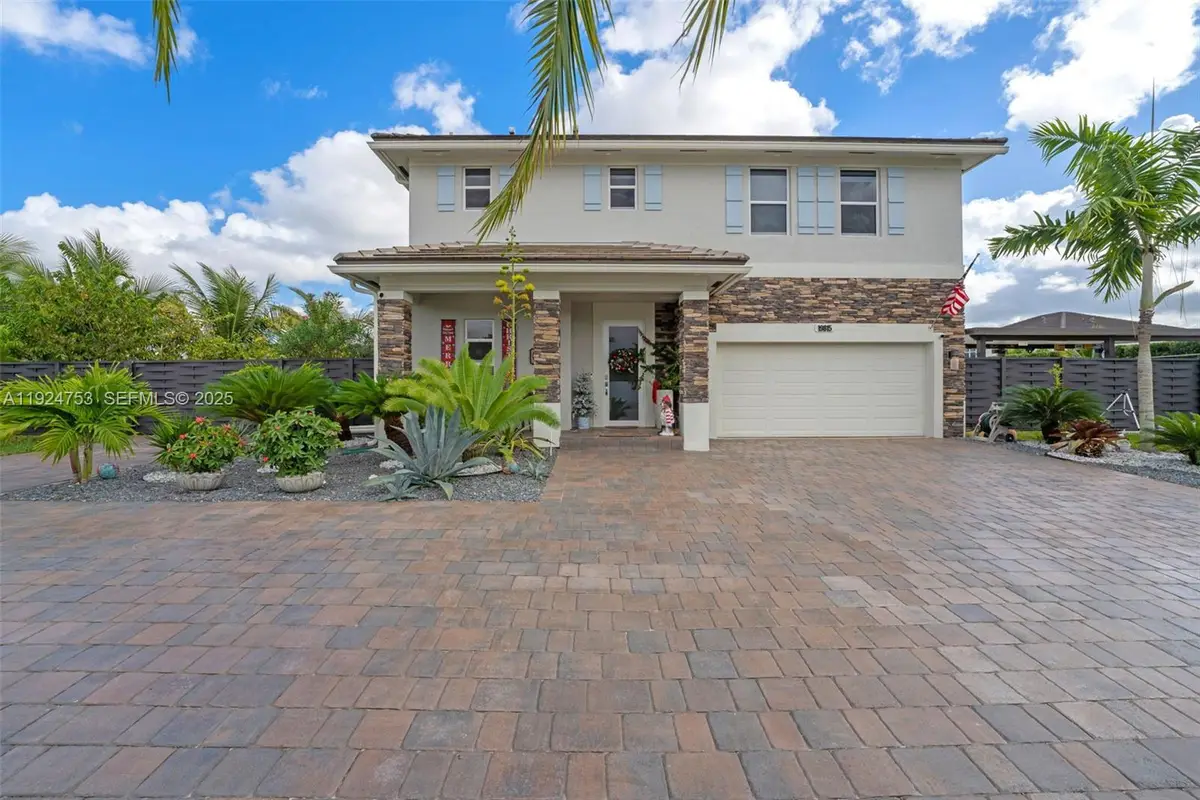 19815 SW 132nd Ct, Miami, FL 33177 - Image #1