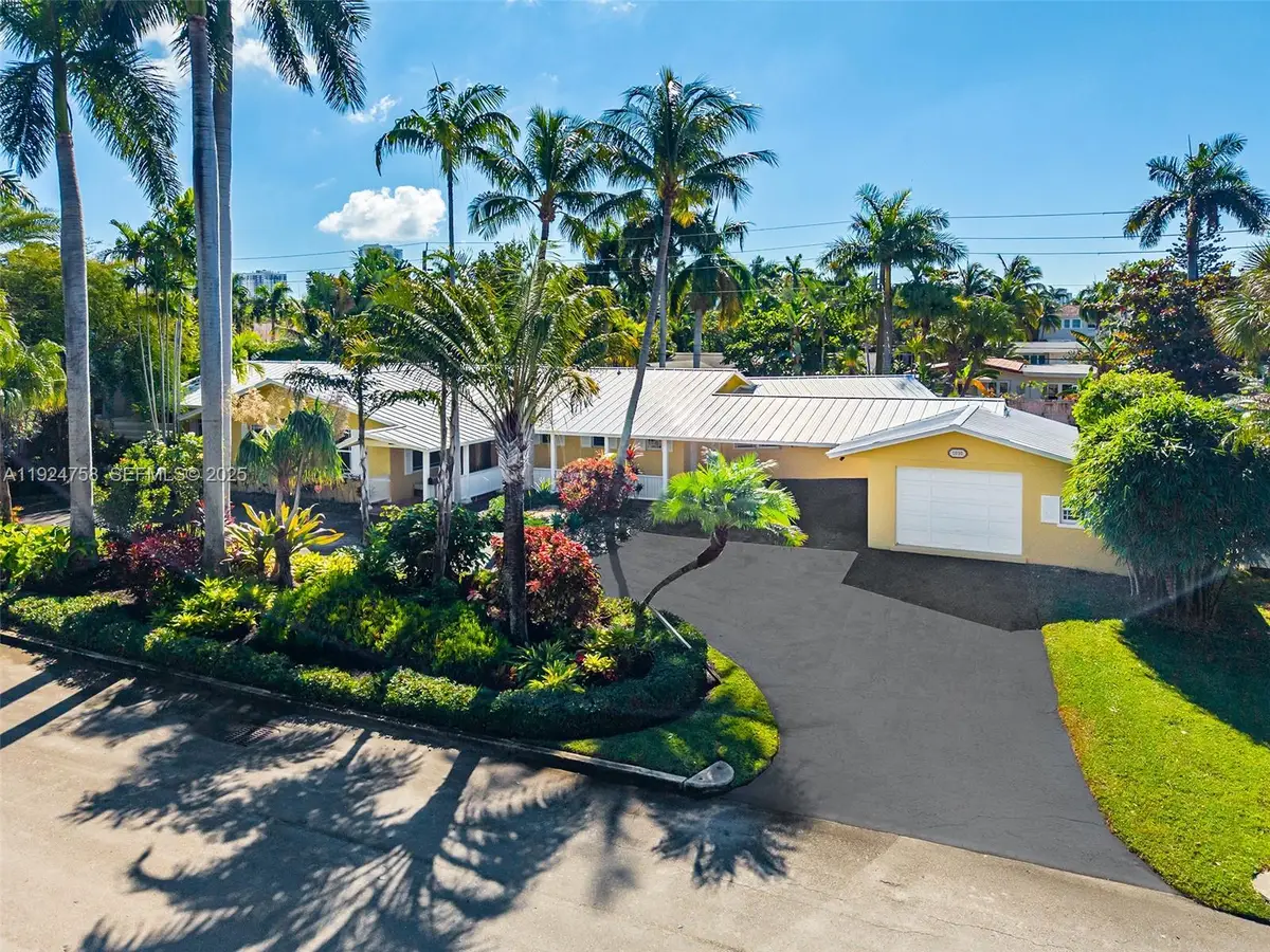 1030 Adams St, Hollywood, FL 33019 - Image #1