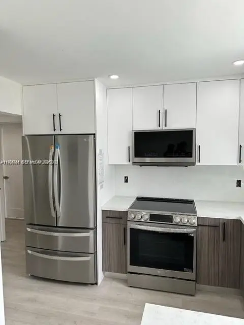 1605 Meridian Ave #401, Miami Beach, FL 33139 - Image #3