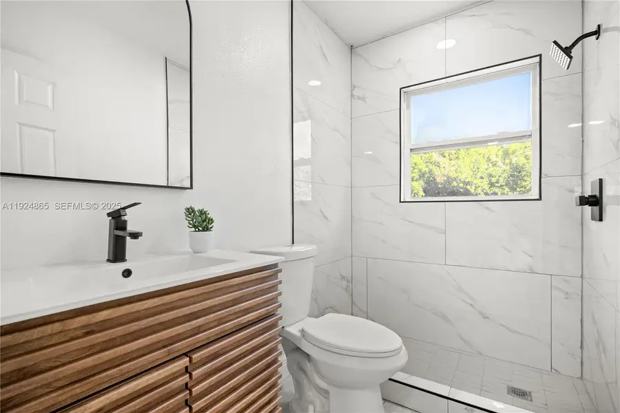 303 N Duncan Ave, Clearwater, FL 33755 - Image #3