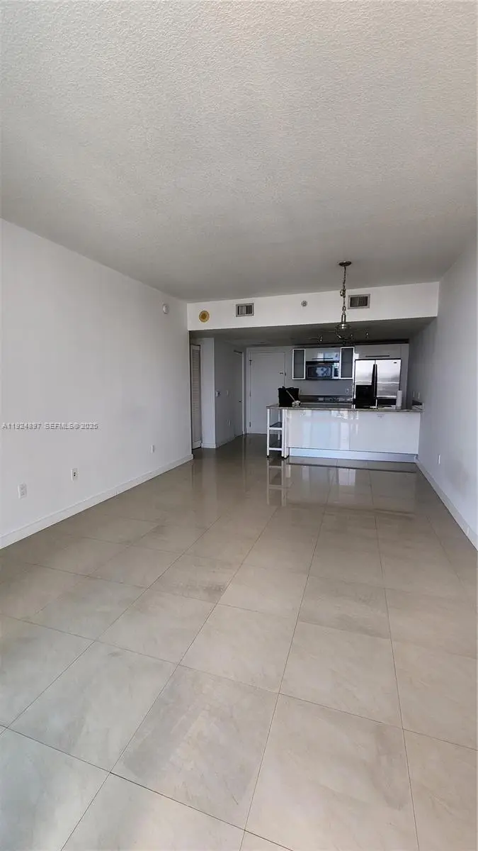 185 SW 7th St #3814, Miami, FL 33130 - Image #3