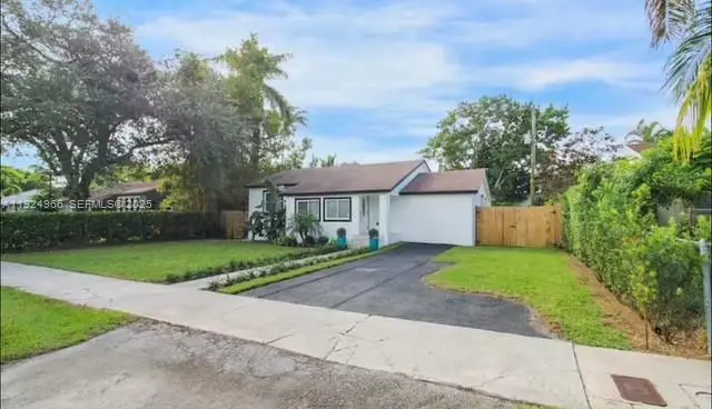 470 NE 110th St, Miami, FL 33161 - Image #2