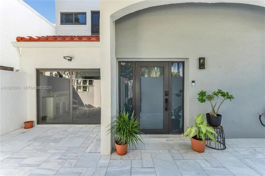 20903 Leeward Ct #314-1, Aventura, FL 33180 - Image #2