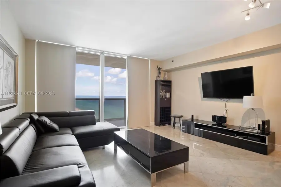 1830 S Ocean Dr #2212, Hallandale Beach, FL 33009 - Image #2