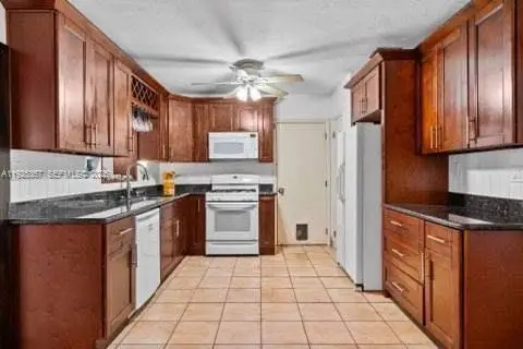 9155 SW 179th St, Palmetto Bay, FL 33157 - Image #3