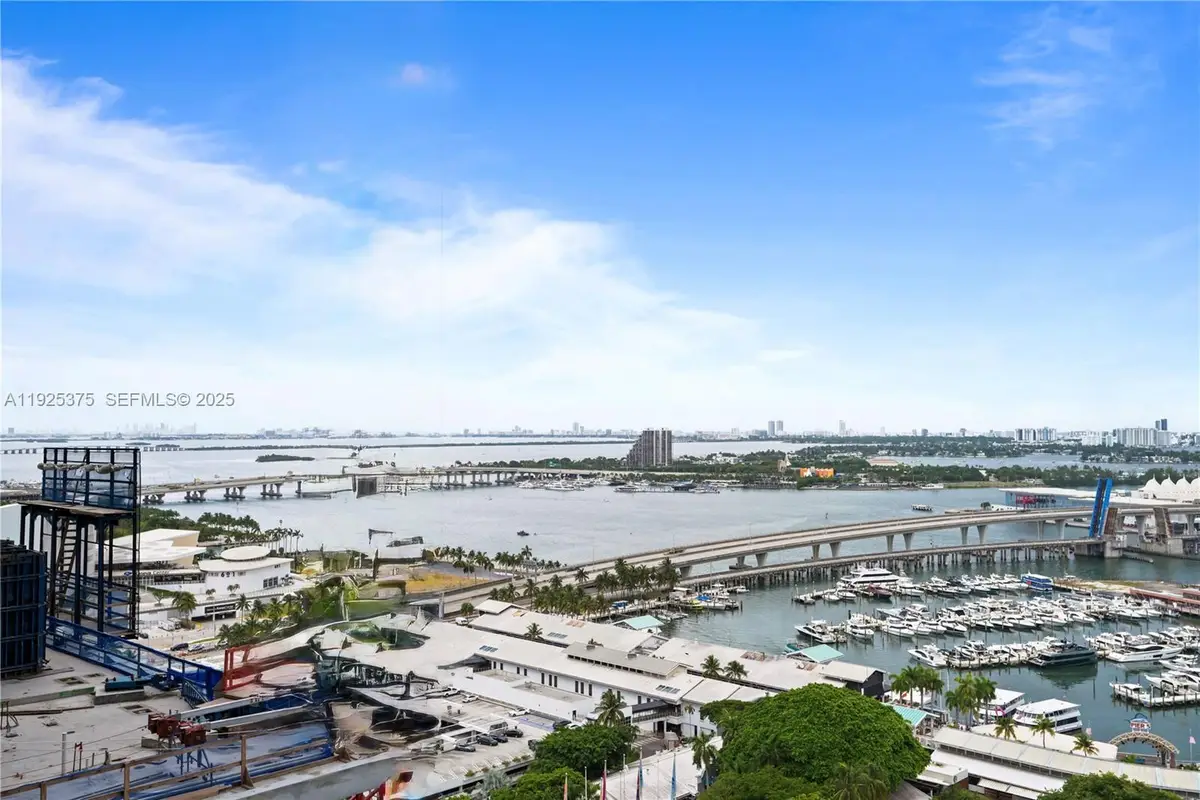 244 Biscayne Blvd #2306, Miami, FL 33132 - Image #1