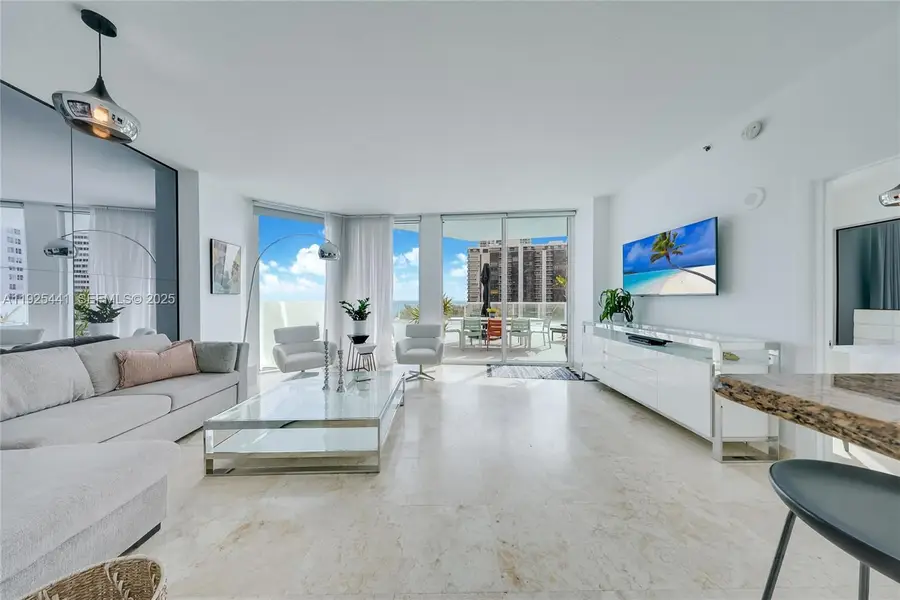 6515 Collins Ave #605, Miami Beach, FL 33141 - Image #3