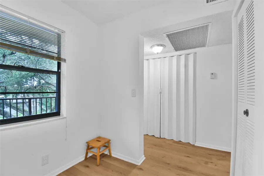 10501 W Broward Blvd #304, Plantation, FL 33324 - Image #3