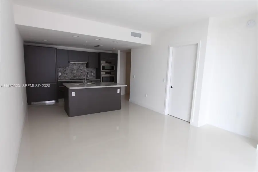 7875 NW 107th Ave #519, Doral, FL 33178 - Image #3