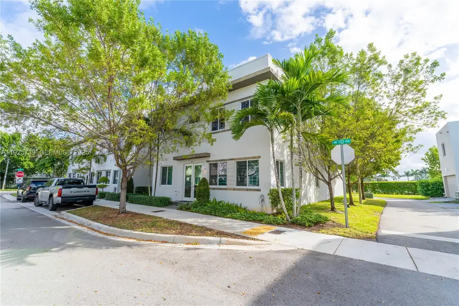 6611 NW 102nd Path, Doral, FL 33178 - Image #3