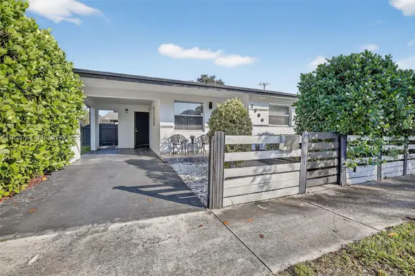 2256 Simms St, Hollywood, FL 33020