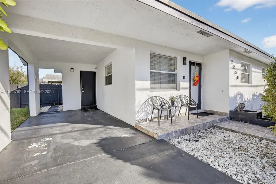 2256 Simms St, Hollywood, FL 33020 - Image #3