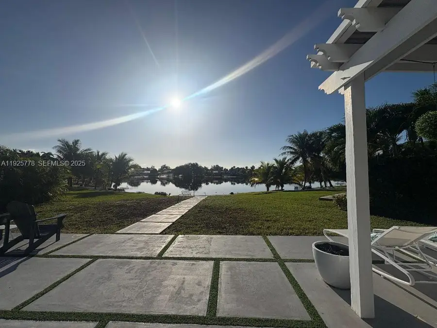 6890 Winged Foot Dr, Hialeah, FL 33015 - Image #2