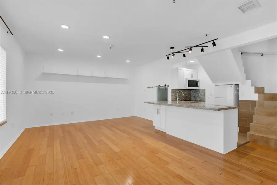 1350 Pennsylvania Ave #207, Miami Beach, FL 33139 - Image #2