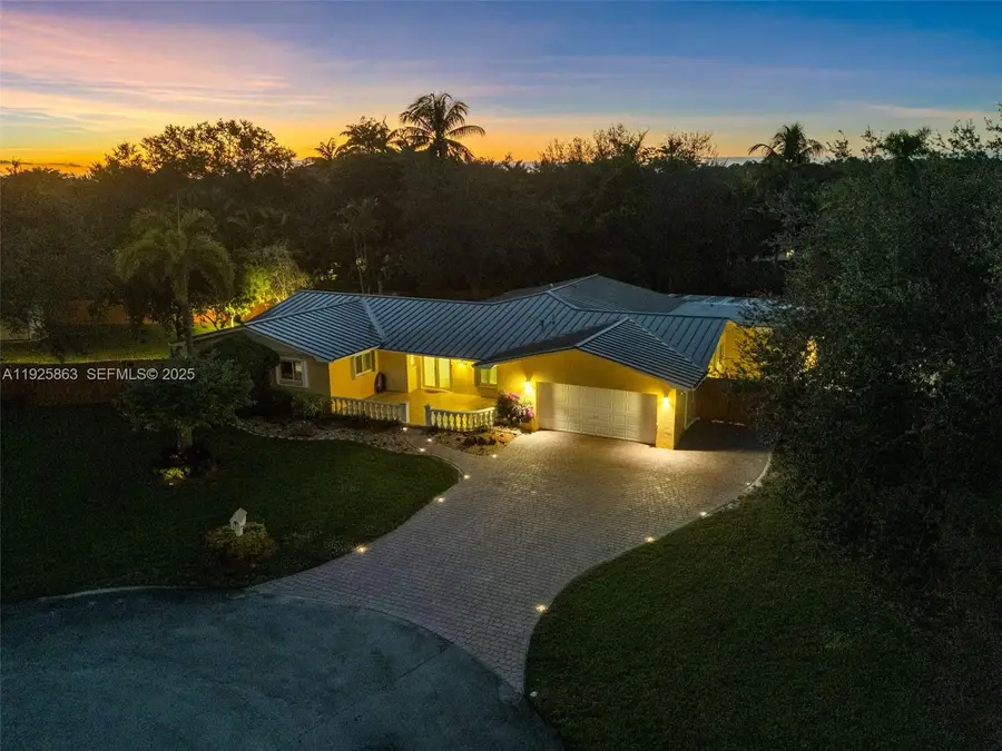 12920 SW 108th Place, Miami, FL 33176 - Image #2