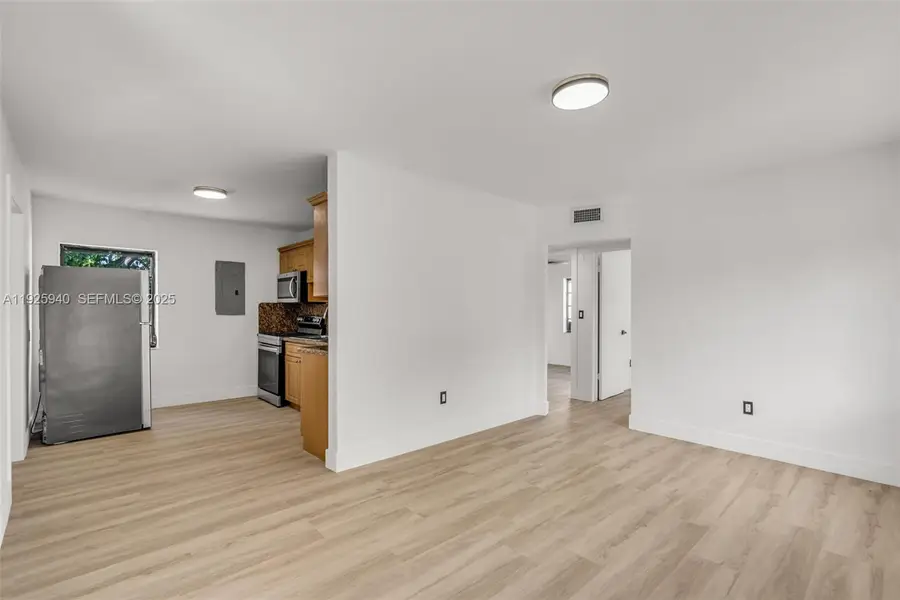 739 W 30th St, Hialeah, FL 33012 - Image #3