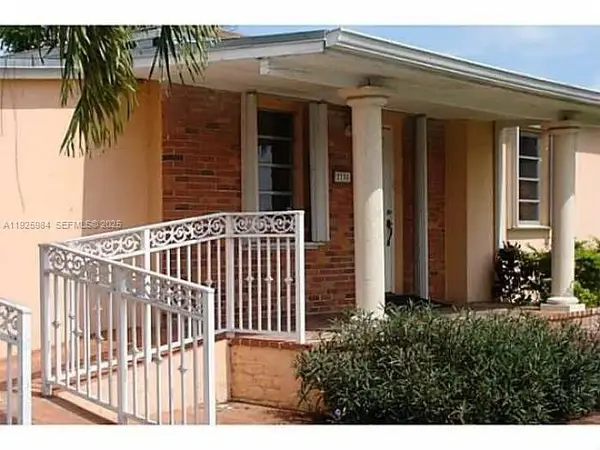 2735 SW 77th Ct, Miami, FL 33155