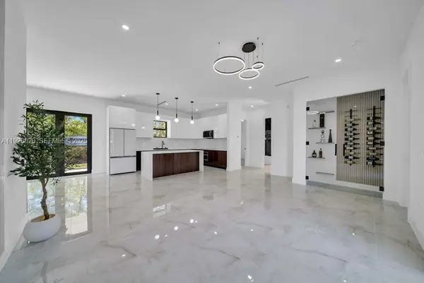 323 Long Ave S, Lehigh Acres, FL 33974