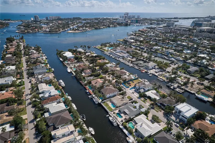 1601 SE 11th St, Fort Lauderdale, FL 33316 - Image #2