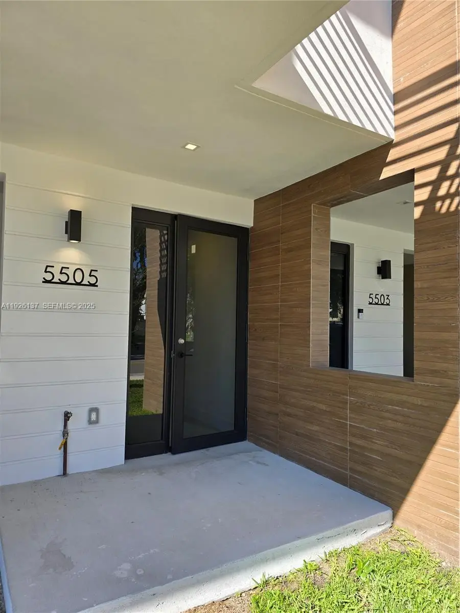 5505 W Oak Way #5505, Dania Beach, FL 33314 - Image #1