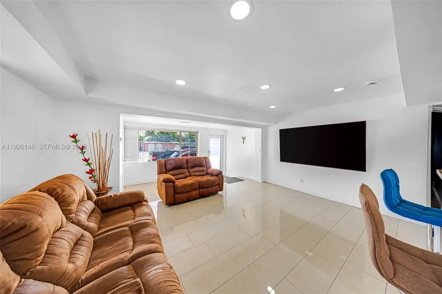 4660 E 4th Ave, Hialeah, FL 33013 - Image #3