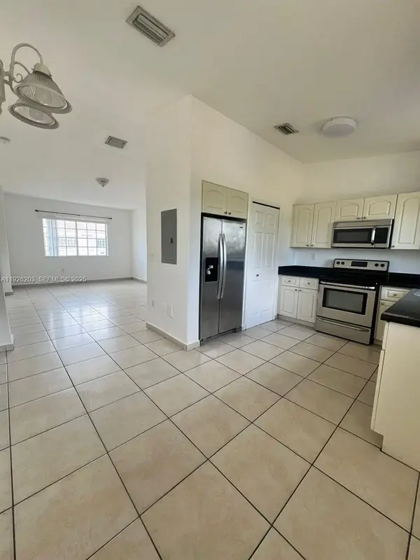 7281 NW 174th Ter #204, Hialeah, FL 33015