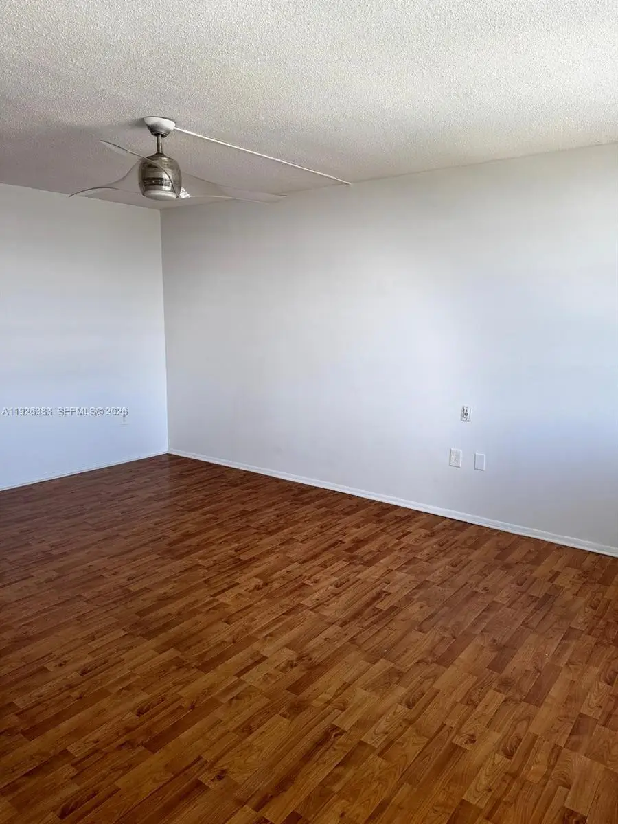 1770 NE 191st St #815-1, Miami, FL 33179 - #3