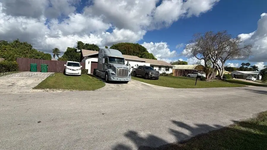 16051 SW 281st St, Homestead, FL 33033 - Image #2