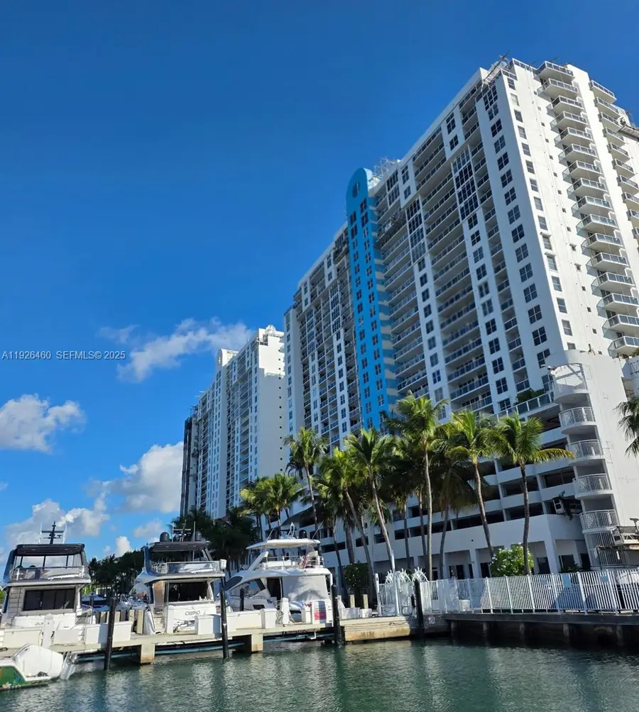 1800 Sunset Harbour Dr #1808, Miami Beach, FL 33139 - Image #2