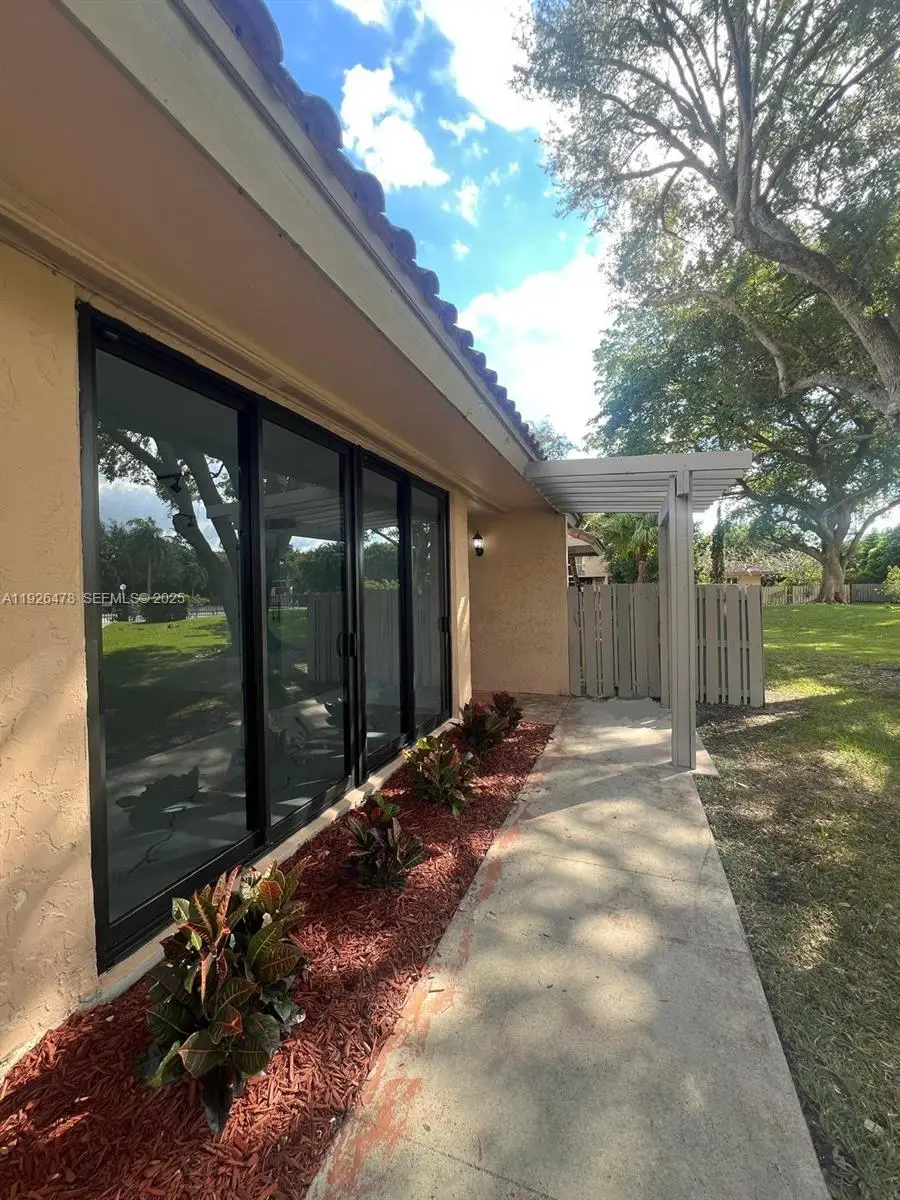 20610 NE 7th Ct, Miami, FL 33179 - #2