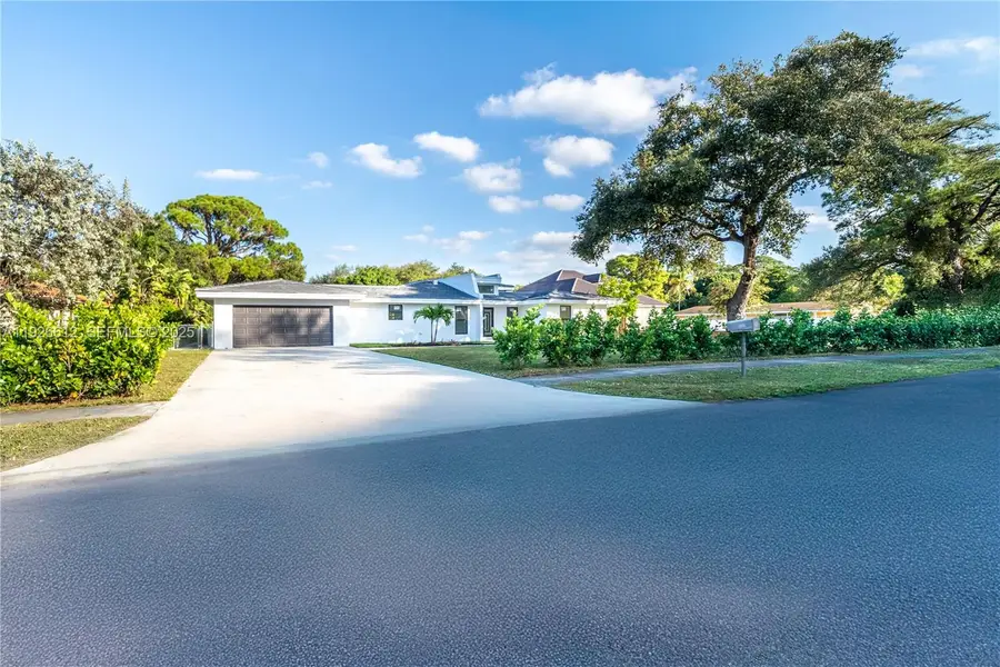 18101 NW 19th Ave, Miami Gardens, FL 33056 - Image #2