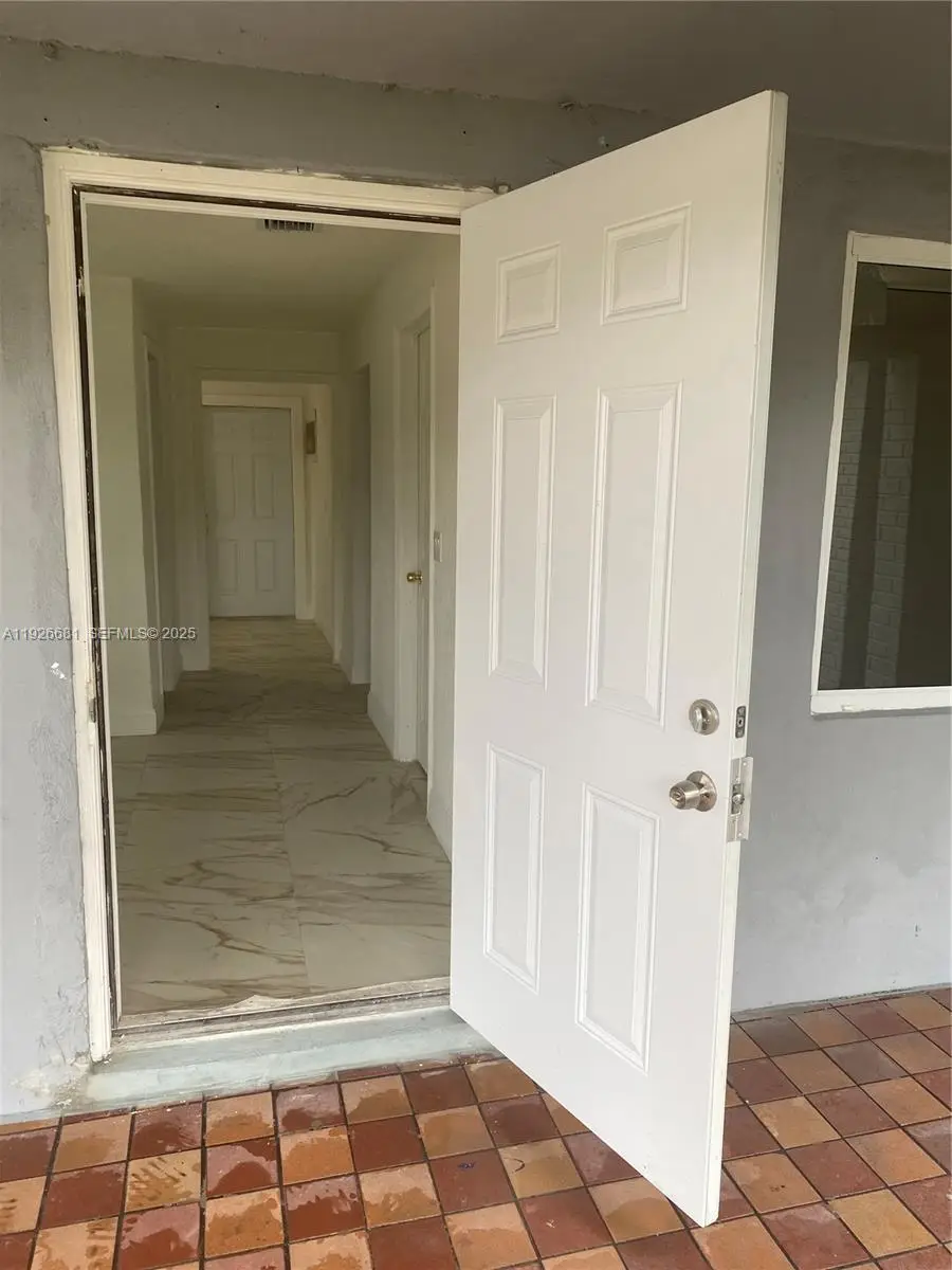 2122 NW 5th St, Pompano Beach, FL 33069 - Image #3