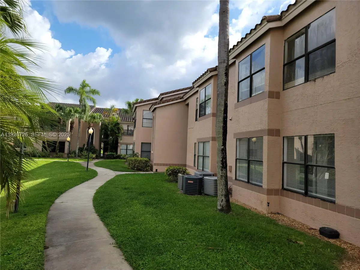 2846 S University Dr #4204, Davie, FL 33328 - Image #1