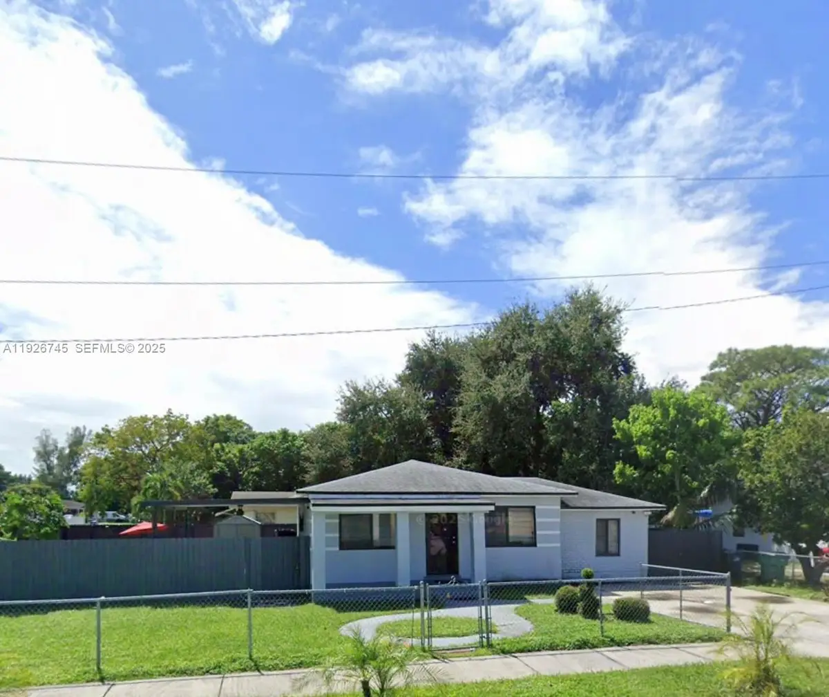 3780 NW 165th St, Miami Gardens, FL 33054 - Image #1