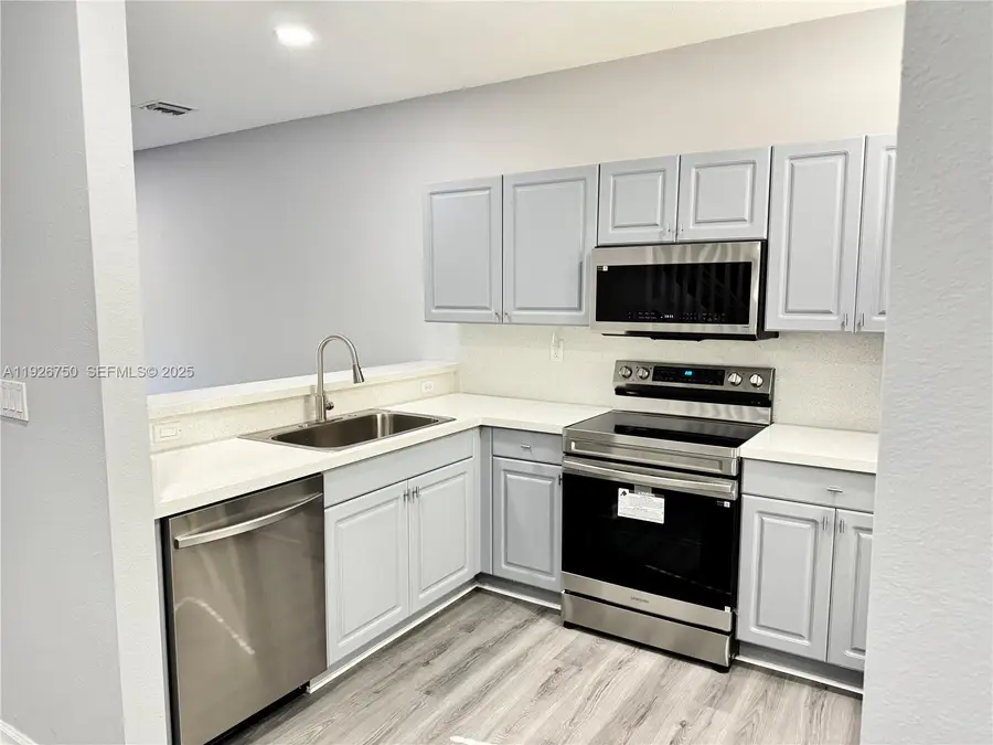 17339 NW 7th Ave #505, Miami Gardens, FL 33169 - Image #2