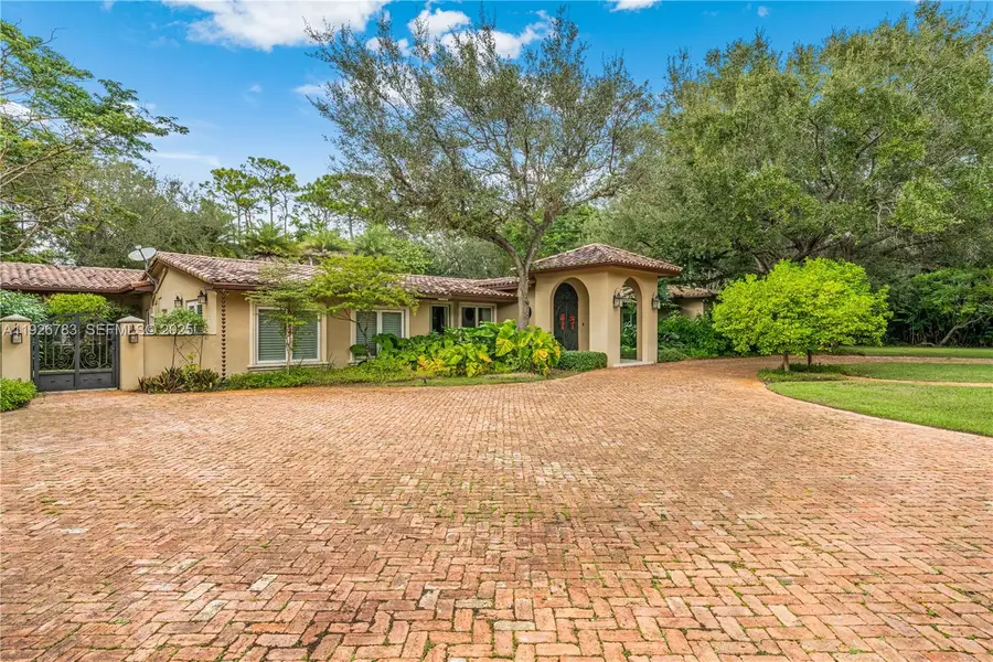 6755 SW 99th Ter, Pinecrest, FL 33156 - Image #2