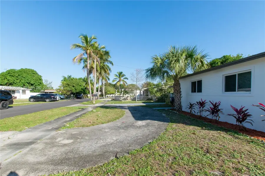 17231 NW 24th Pl, Miami Gardens, FL 33056 - Image #3
