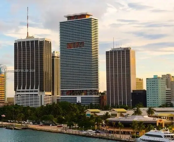 50 Biscayne Blvd #3807, Miami, FL 33132 - Image #1