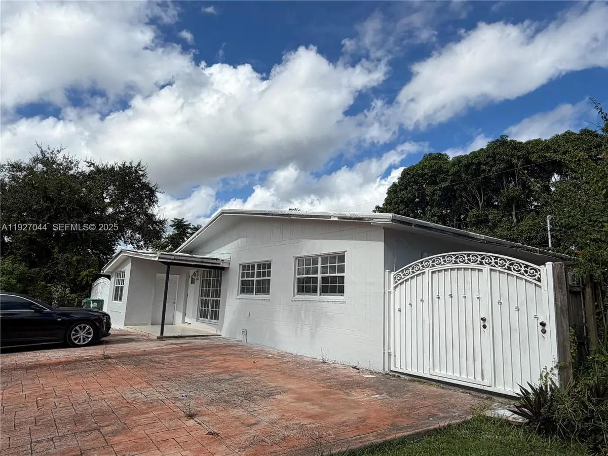 12455 SW 185th Ter, Miami, FL 33177 - Image #1