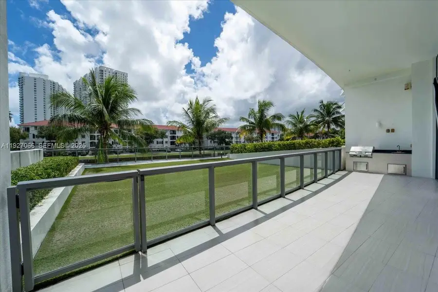 3250 NE 188th St #103, Aventura, FL 33180 - Image #2