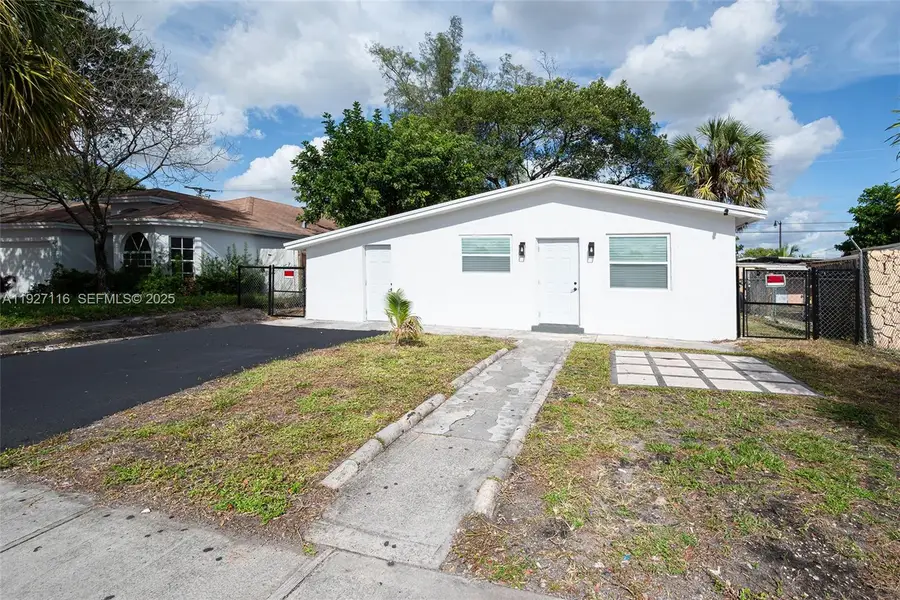 3017 NW 2nd St, Pompano Beach, FL 33069 - Image #2