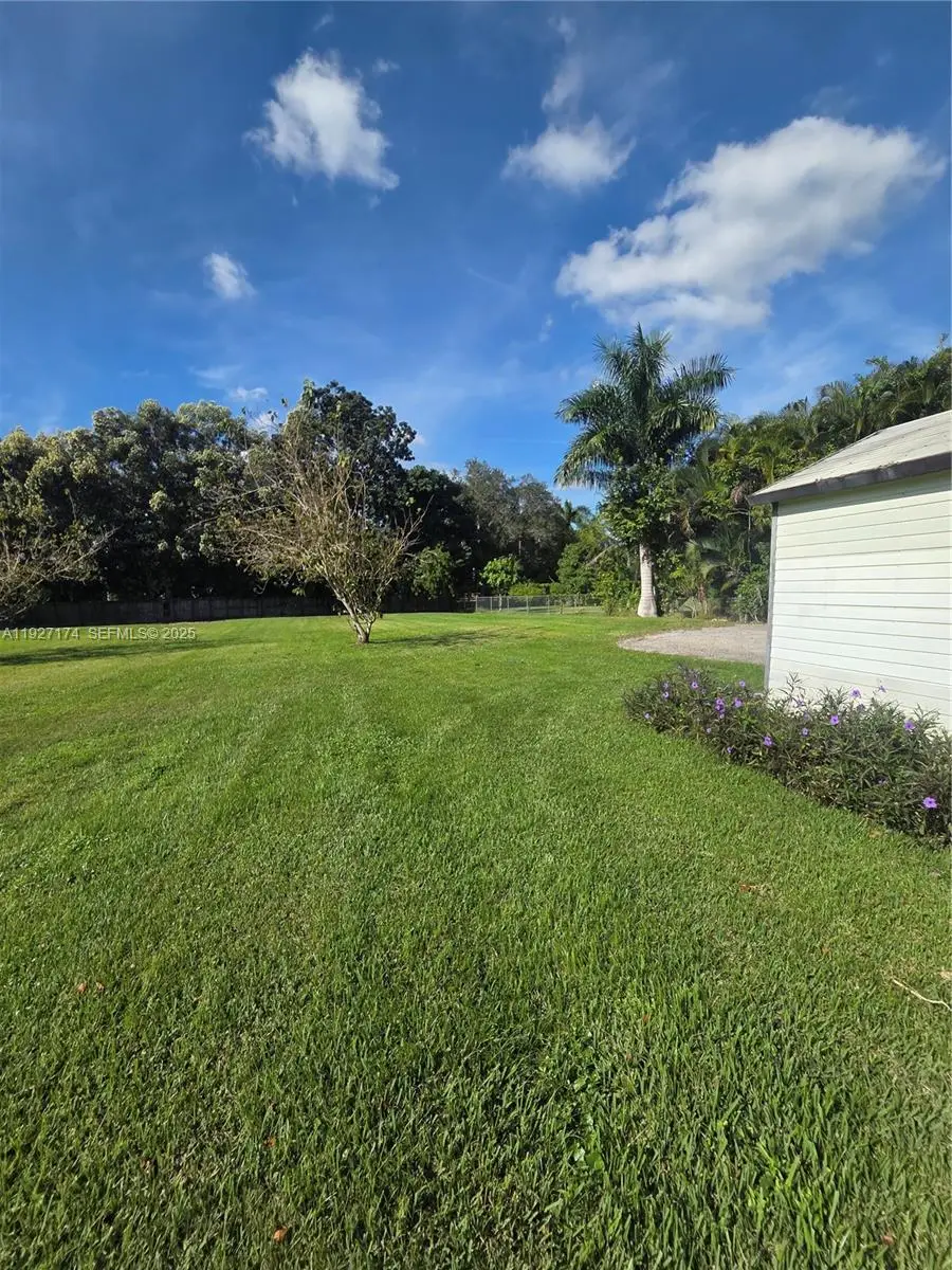 5221 SW 201st Ter, Southwest Ranches, FL 33332 - Image #3