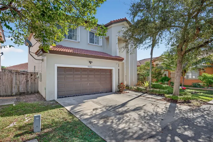 9002 SW 214th Ln, Cutler Bay, FL 33189 - Image #2