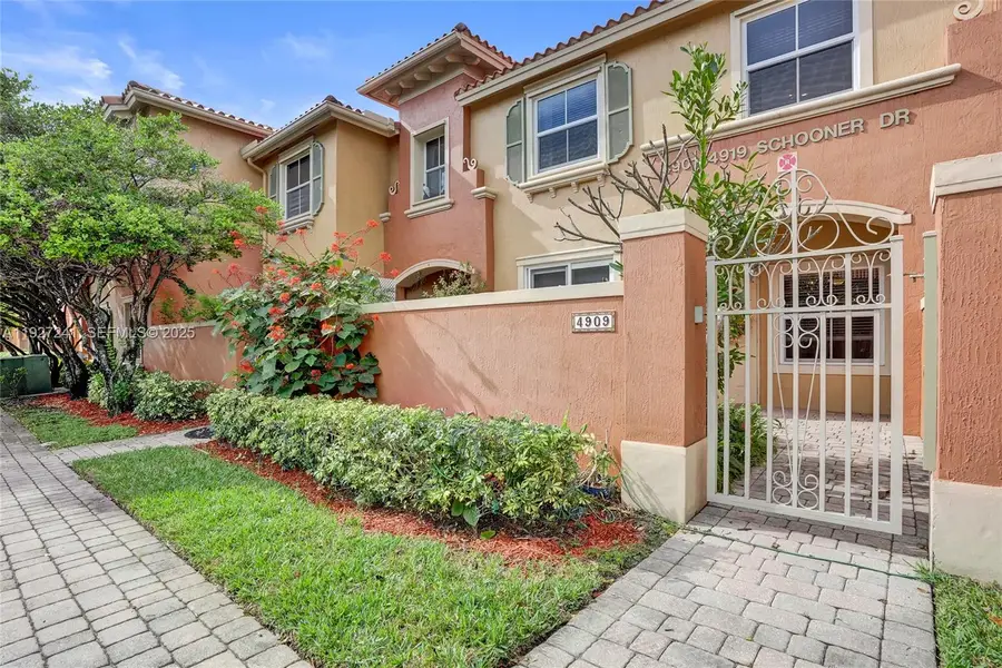 4909 Schooner Drive, Fort Lauderdale, FL 33312 - Image #2