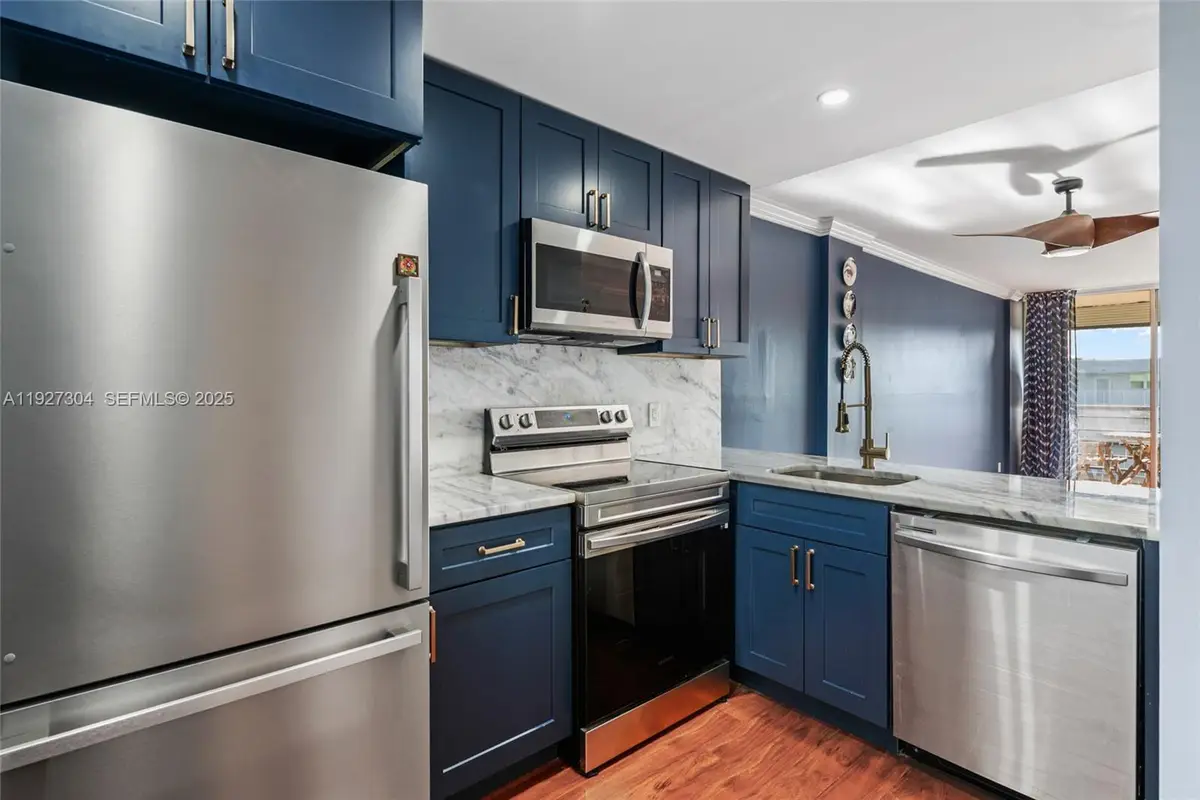 116 Royal Park Dr #4D, Oakland Park, FL 33309 - Image #1