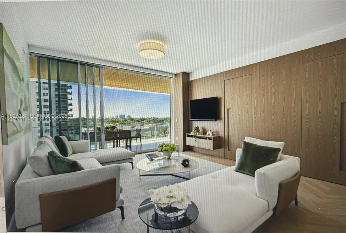 5775 Collins Ave #605, Miami Beach, FL 33140 - Image #1