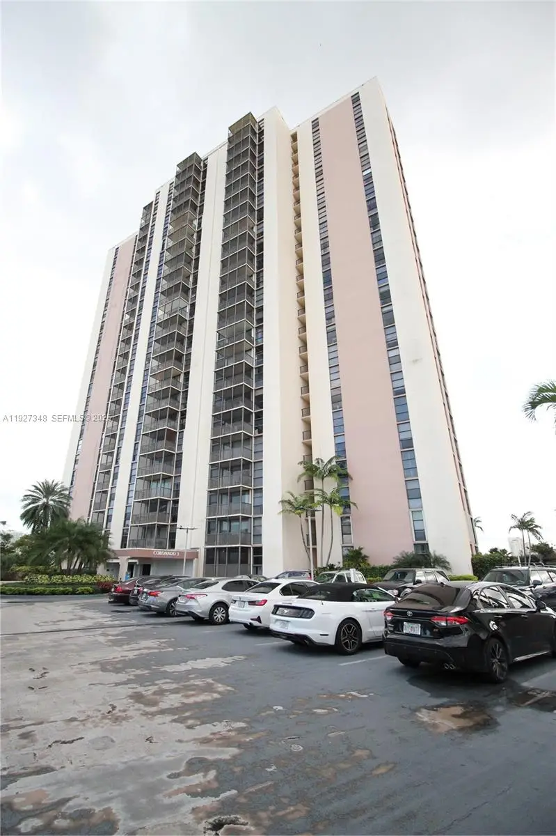 20379 W Country Club Dr #2237, Aventura, FL 33180 - Image #1
