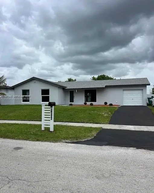 26222 SW 124th Pl, Homestead, FL 33032