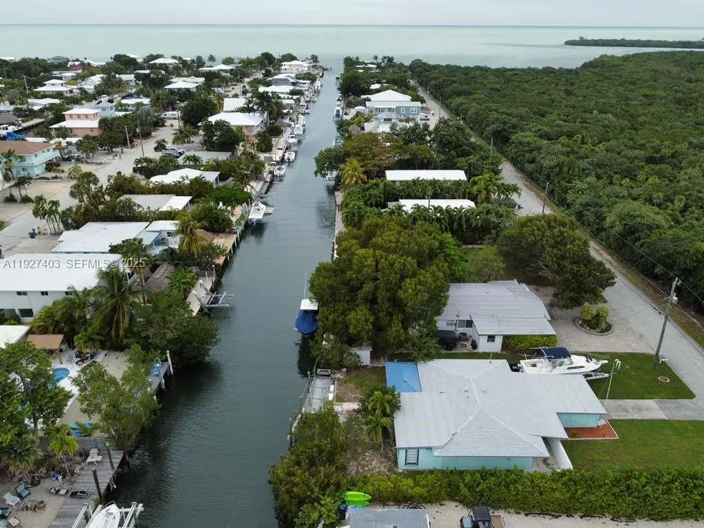 1403 Grouper Dr, Marathon, FL 33050 - Image #1