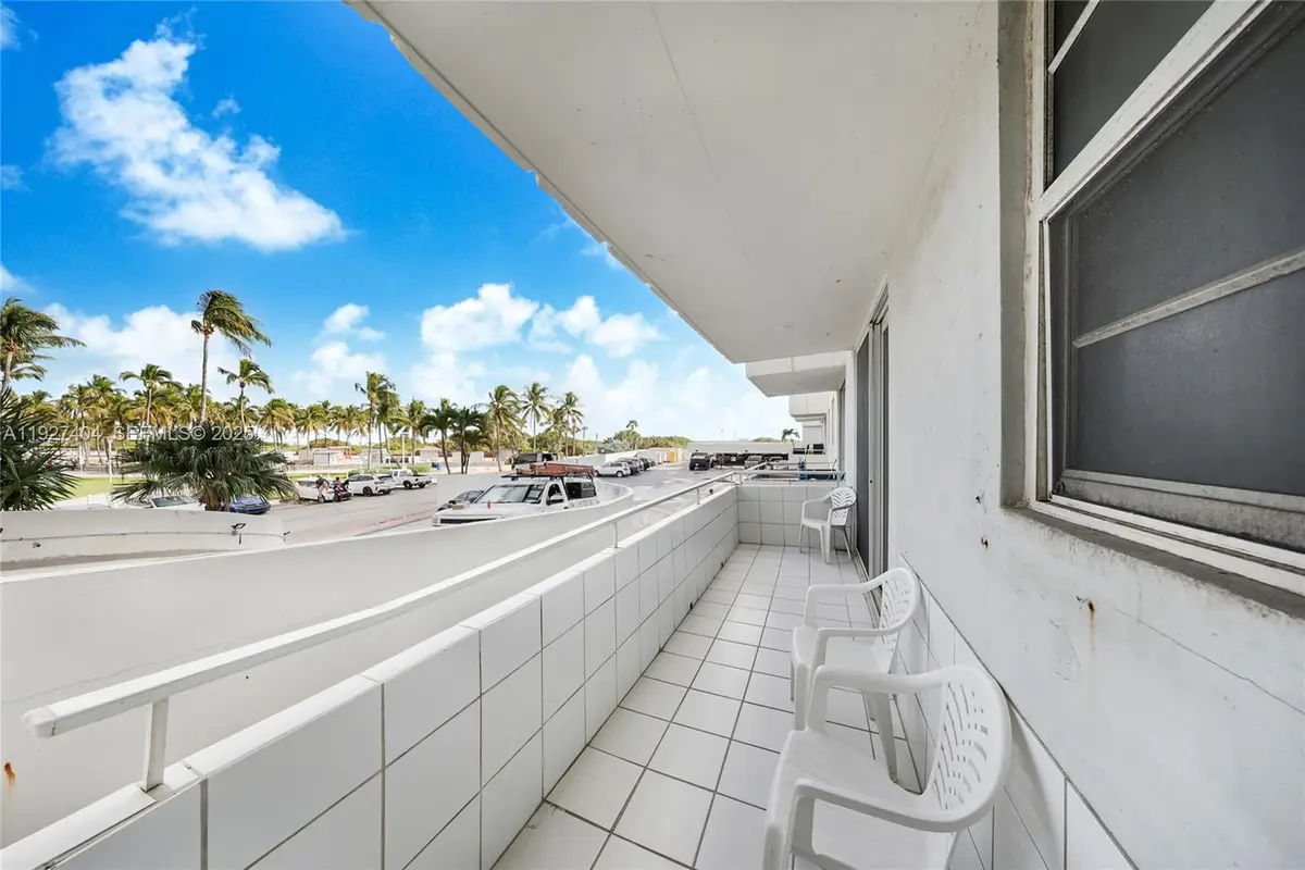 465 Ocean Dr #224, Miami Beach, FL 33139 - Image #1